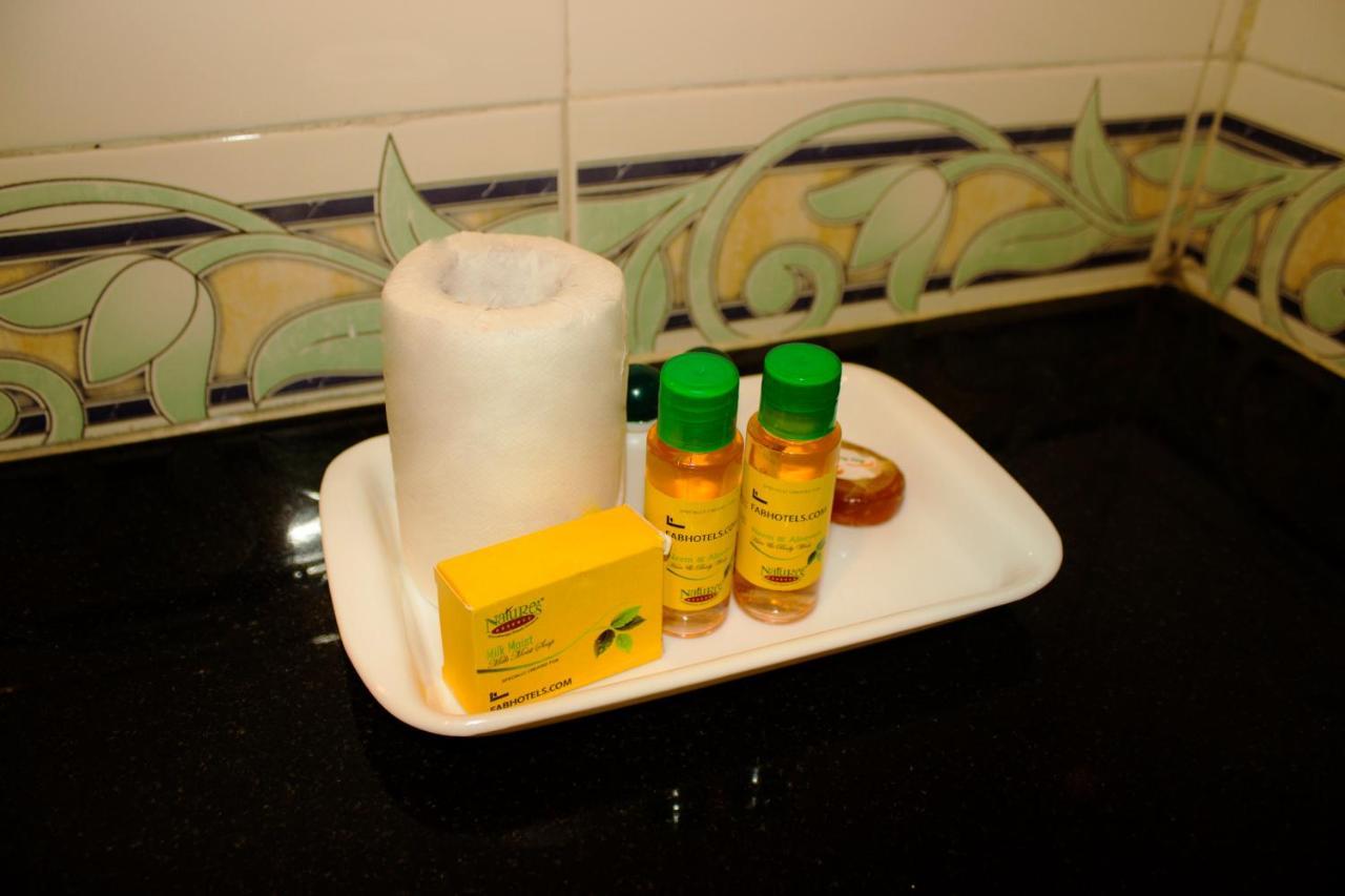 Fabexpress Tranquil Inn Gomti Nagar Lucknow Bagian luar foto
